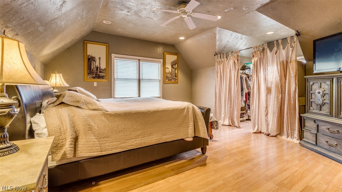 Pleasant View Highland - Residential