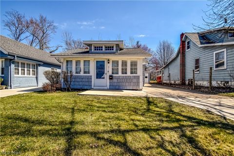 Homes For Sale - 271 E 238 Street<br/> Euclid, OH 44123