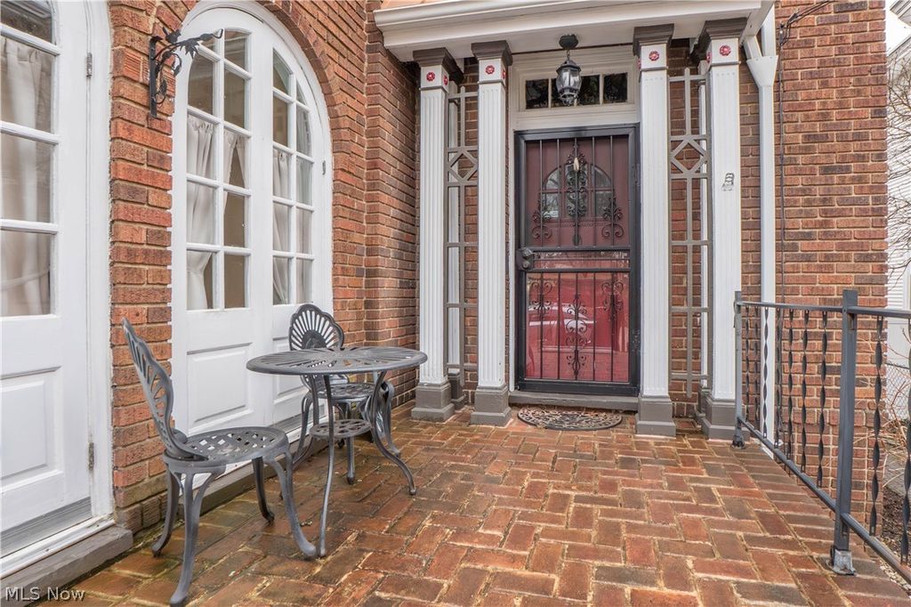 Photo of 411 4th Street NE, Massillon, OH 44646 (MLS # 5189349)