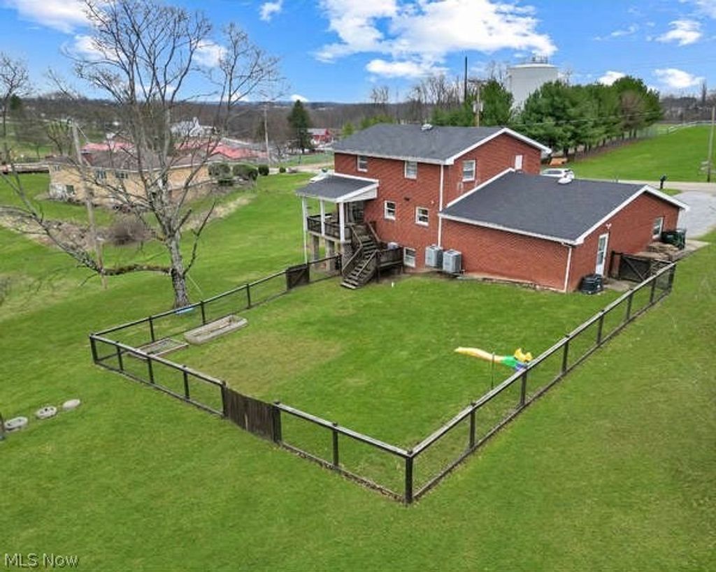 Photo of 5192 County Road 45, Steubenville, OH 43952 (MLS # 5195278)