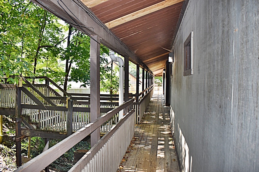 1722 Treetop Trail #D, Akron, Ohio image 1