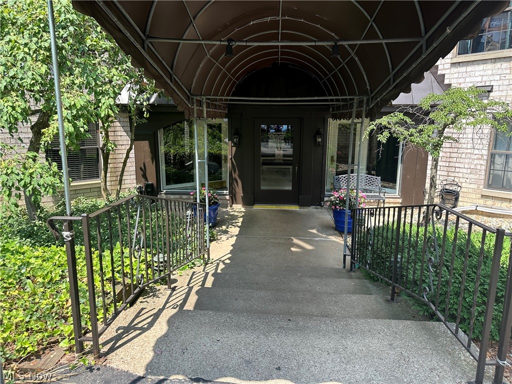 James Place Condo - Residential