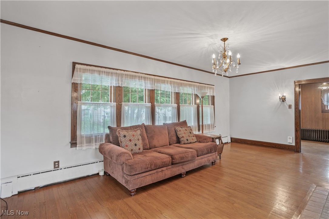 933 Biltmore Avenue