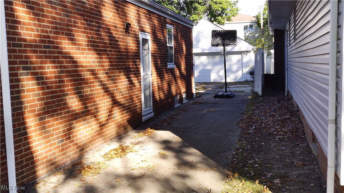 6189 W 54th Street