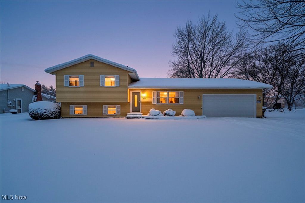 Photo of 10690 Hawke Road, Columbia Station, OH 44028 (MLS # 5181953)