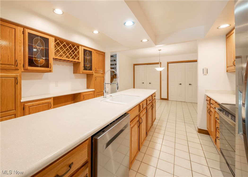 Greystone Condo Ph 02 - Residential Lease