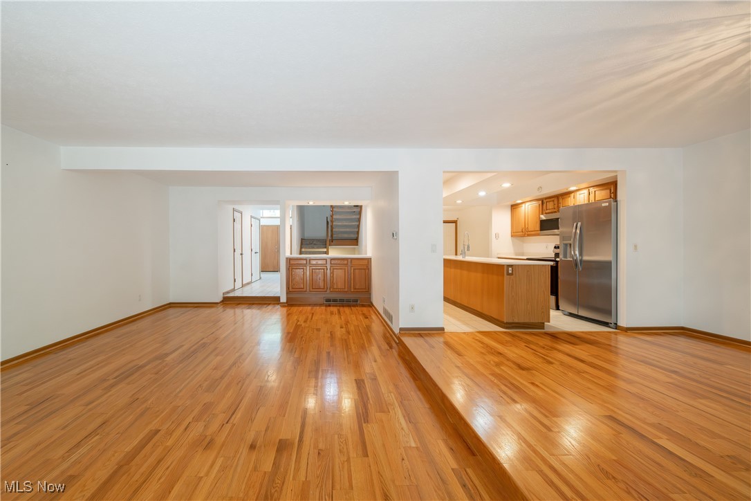 Greystone Condo Ph 02 - Residential Lease