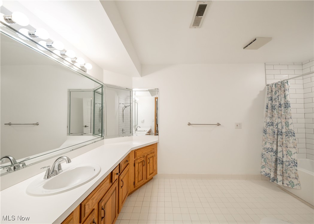 Greystone Condo Ph 02 - Residential Lease