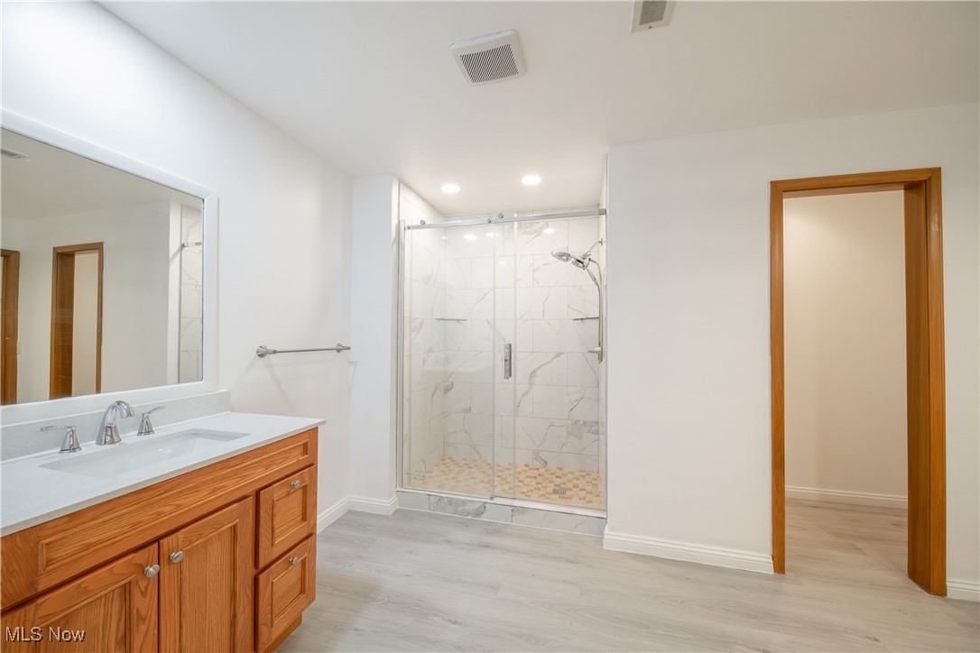 Greystone Condo Ph 02 - Residential Lease