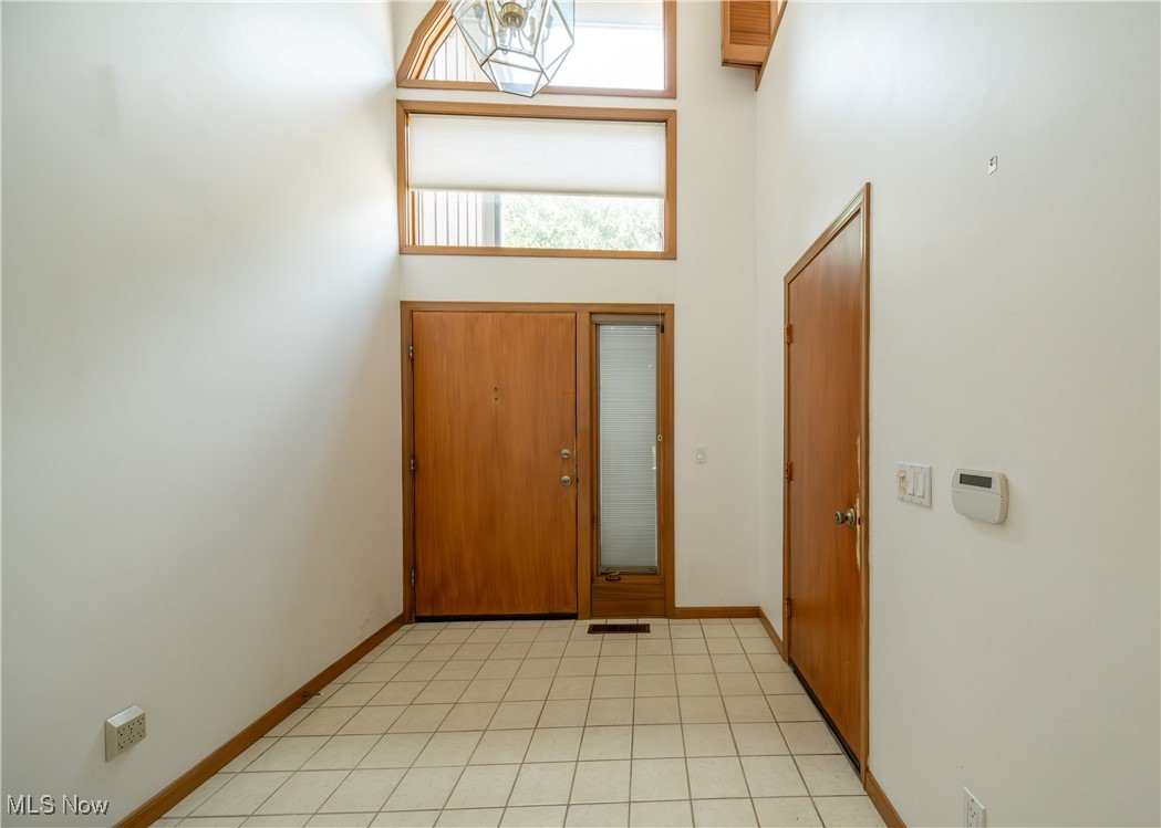 5751 Som Center Road