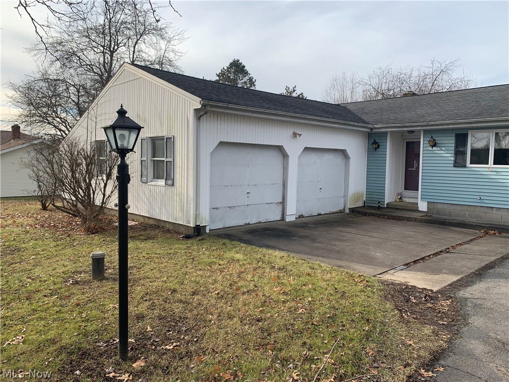 D M & J J Almasy 01 - Residential