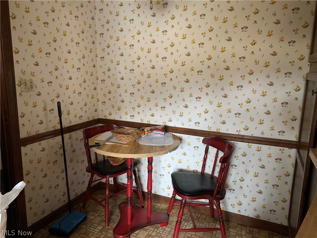 D M & J J Almasy 01 - Residential