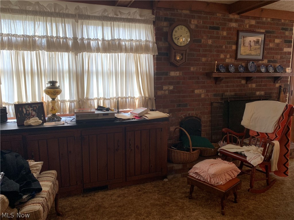 D M & J J Almasy 01 - Residential