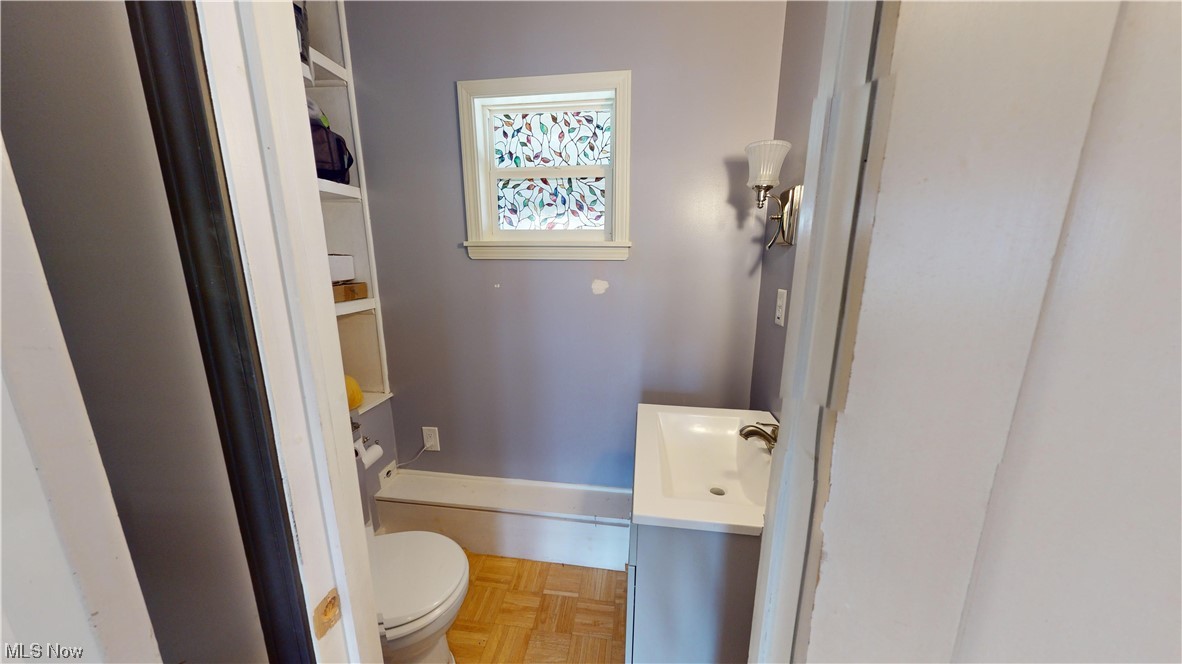 Round Belvoir 02 - Residential