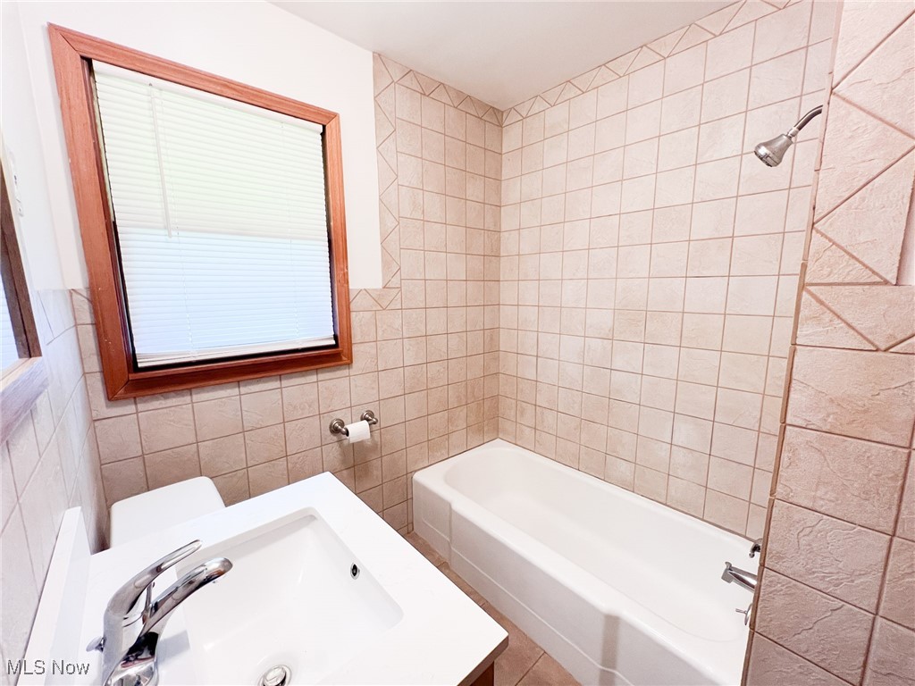 536 Moherman Avenue, Youngstown, Ohio image 20