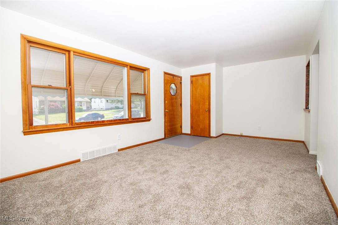 536 Moherman Avenue, Youngstown, Ohio image 7