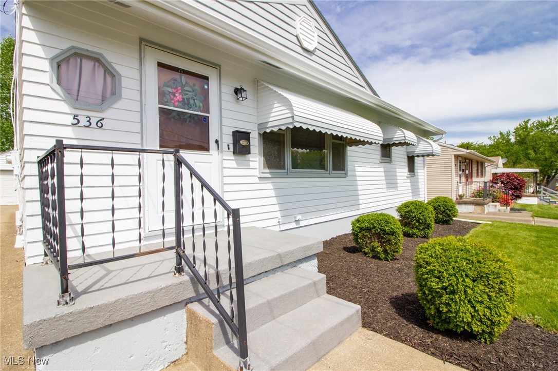 536 Moherman Avenue, Youngstown, Ohio image 5