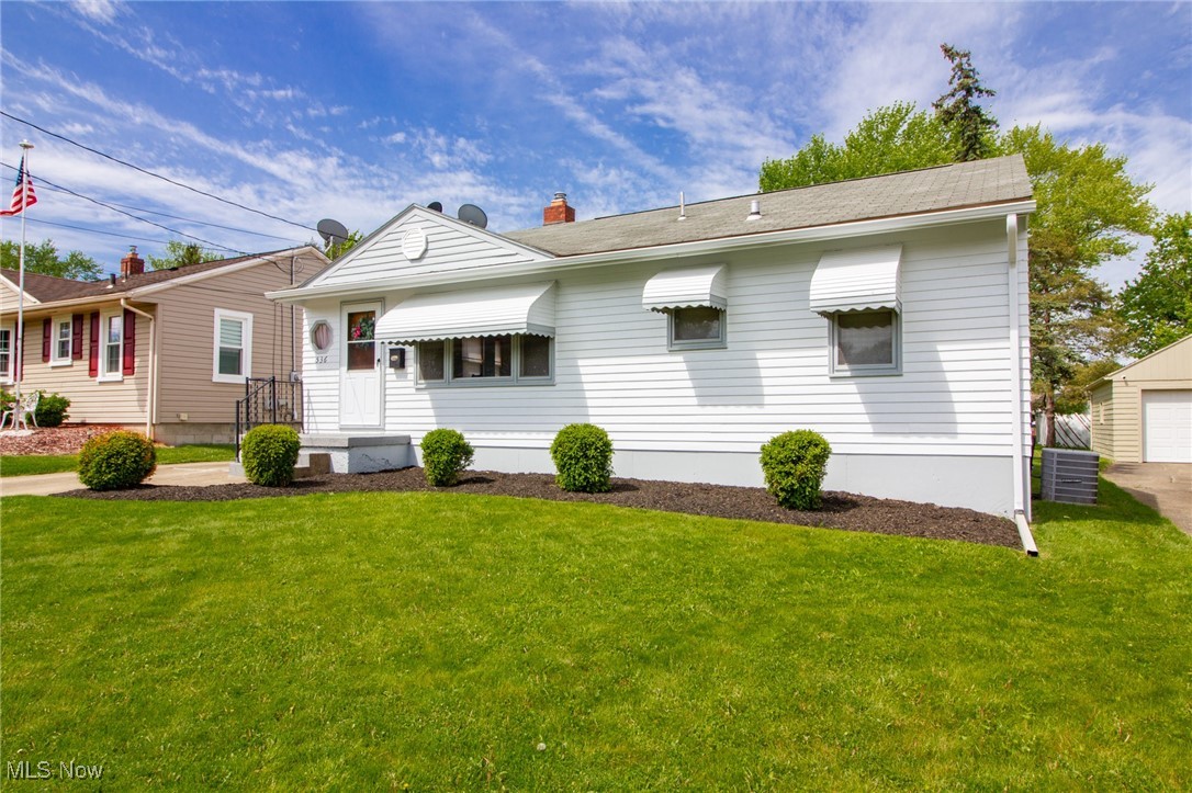 536 Moherman Avenue, Youngstown, Ohio image 4