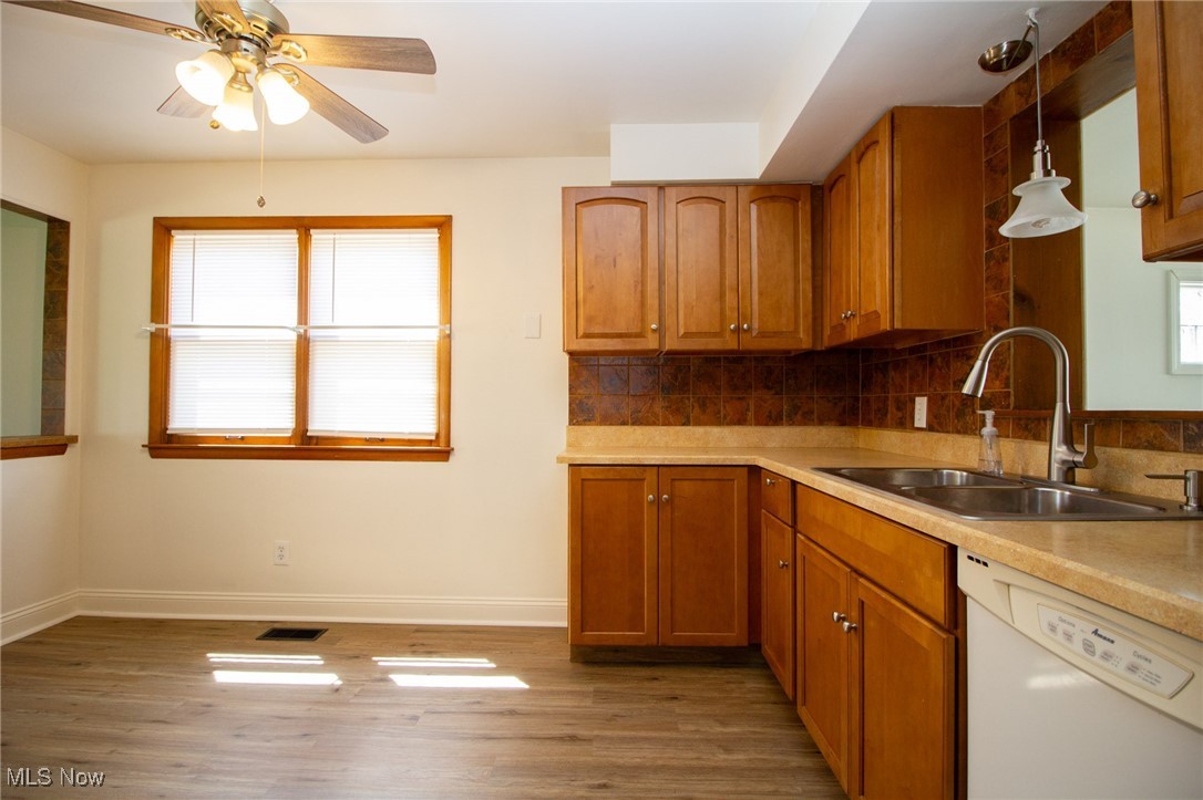 536 Moherman Avenue, Youngstown, Ohio image 12