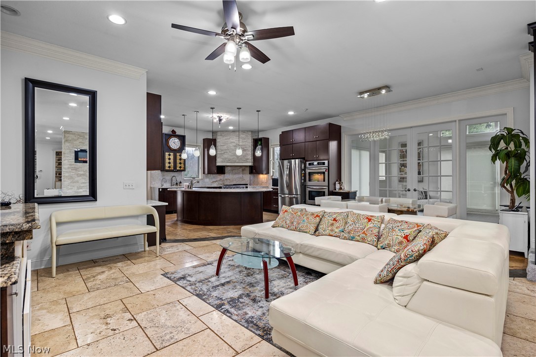 Estates Sleepy Hollow - Residential