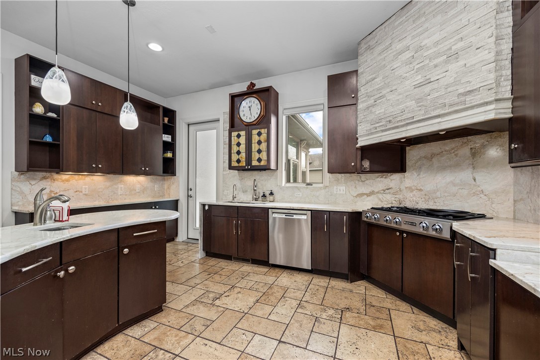 Estates Sleepy Hollow - Residential