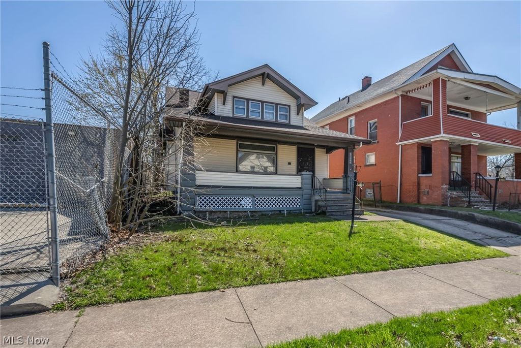 Photo of 3513 E 110th Street, Cleveland, OH 44105 (MLS # 5190297)