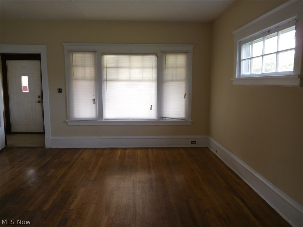 Forest Hills - Residential Income