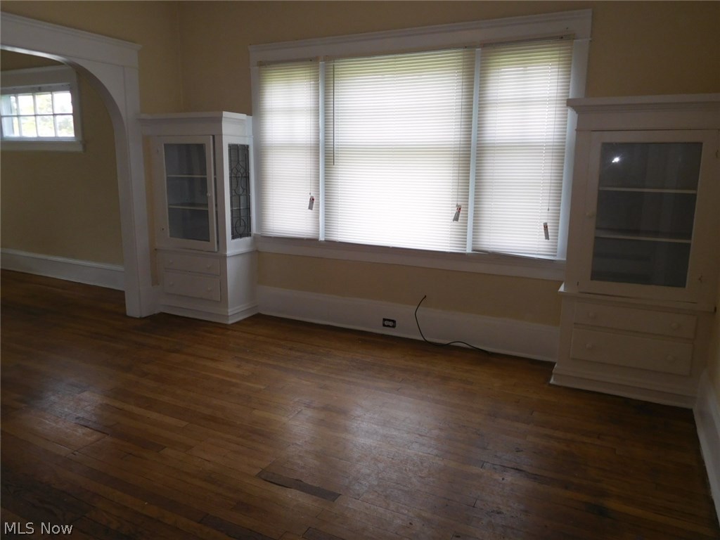 Forest Hills - Residential Income