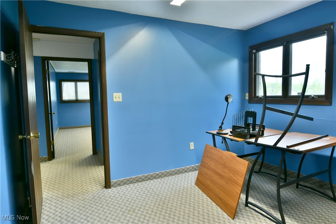 Girard-Loys Corner - Commercial Lease