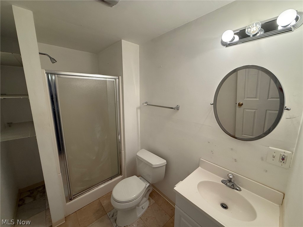 Bel Mawr Condo Ph V - Residential