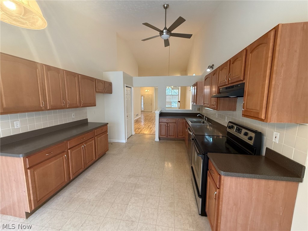 Bel Mawr Condo Ph V - Residential