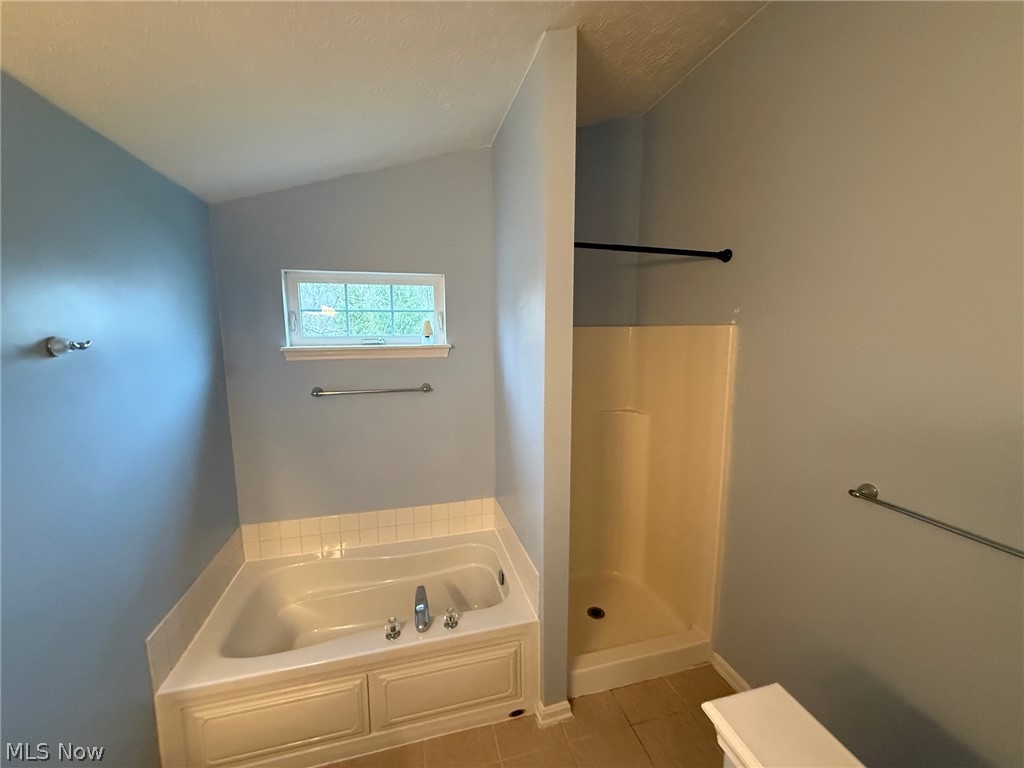 Bel Mawr Condo Ph V - Residential