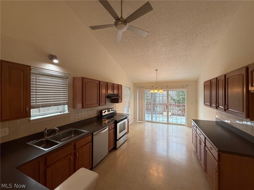 Photo of 2541 Redtail Court, Twinsburg, OH 44087 (MLS # 5195028)