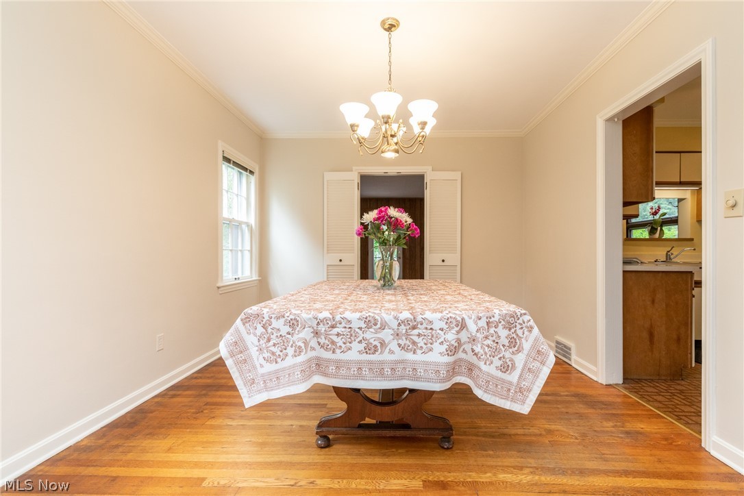 Edward Kneens - Residential