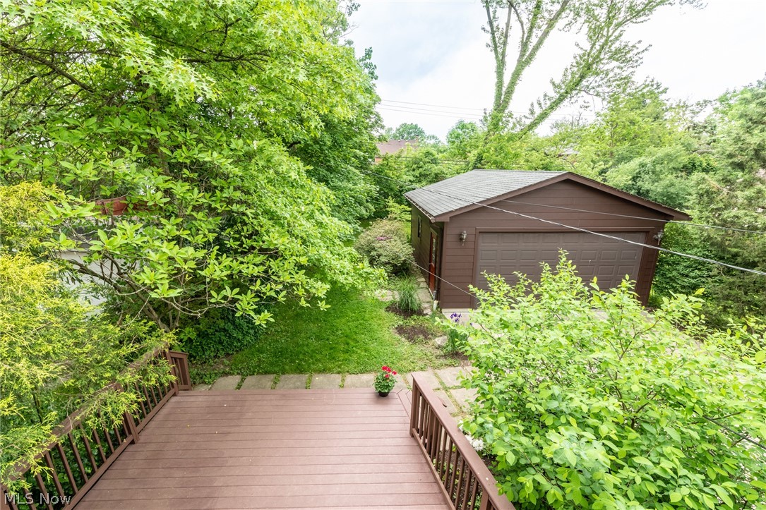 Edward Kneens - Residential