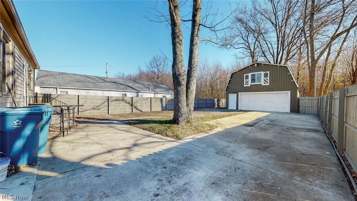 Black River 01 - Residential