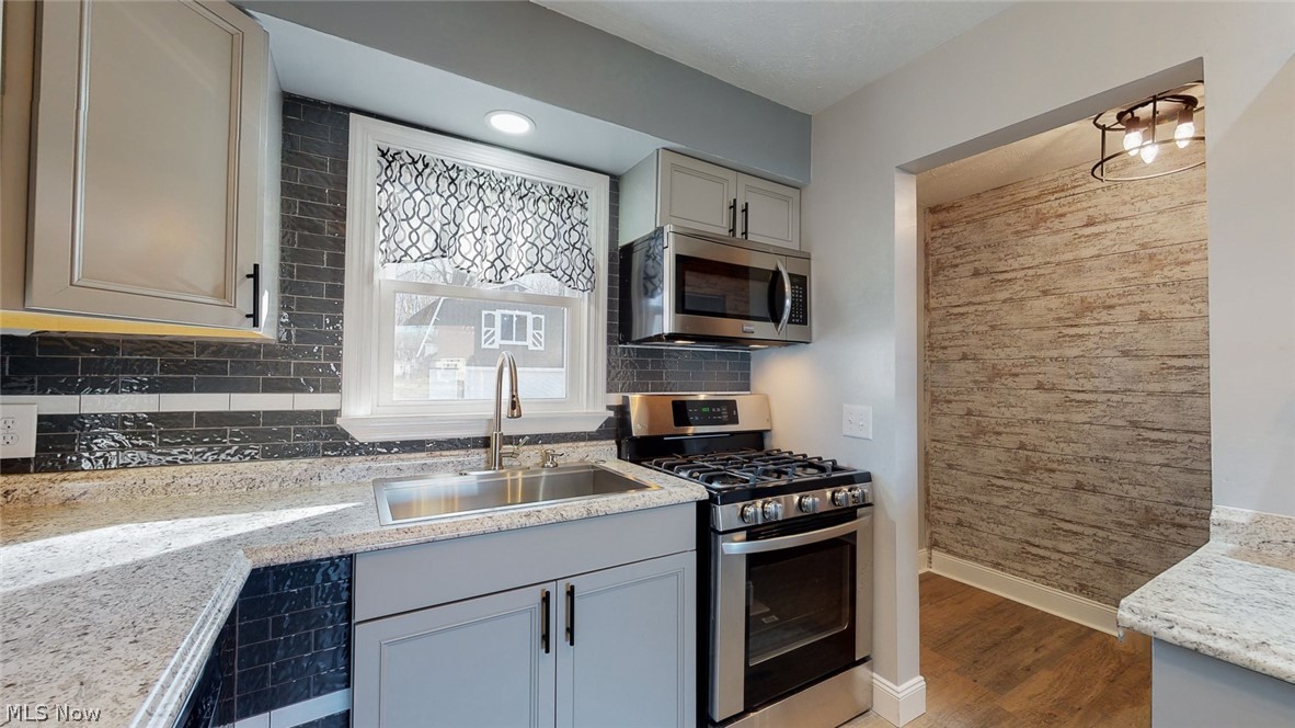 Black River 01 - Residential