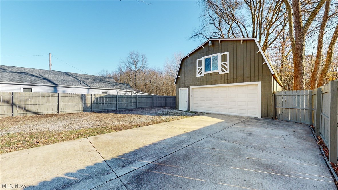 Black River 01 - Residential