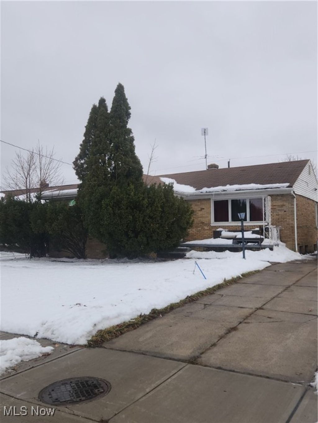 Photo of 4209 E 187th Street, Cleveland, OH 44122 (MLS # 5176694)