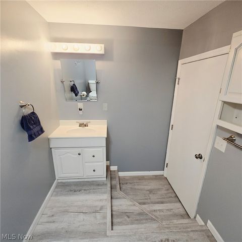 Tiny photo for 1317 19 Street, Vienna, WV 26105 (MLS # 5190265)