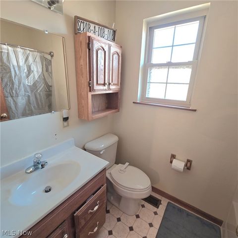 Tiny photo for 1317 19 Street, Vienna, WV 26105 (MLS # 5190265)