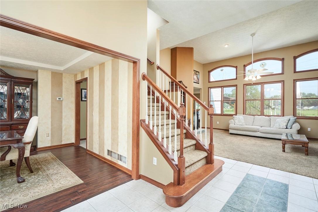 5527 Robert Court