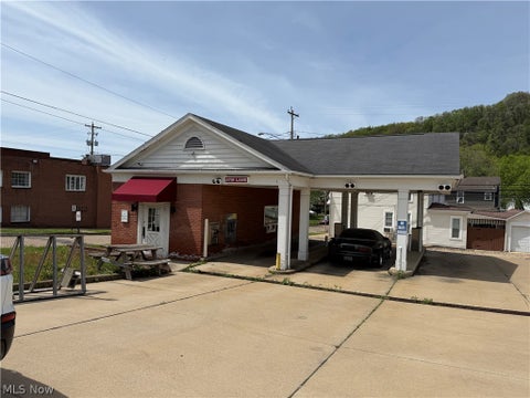A Hanna HomeFinder account is required to view this listing.