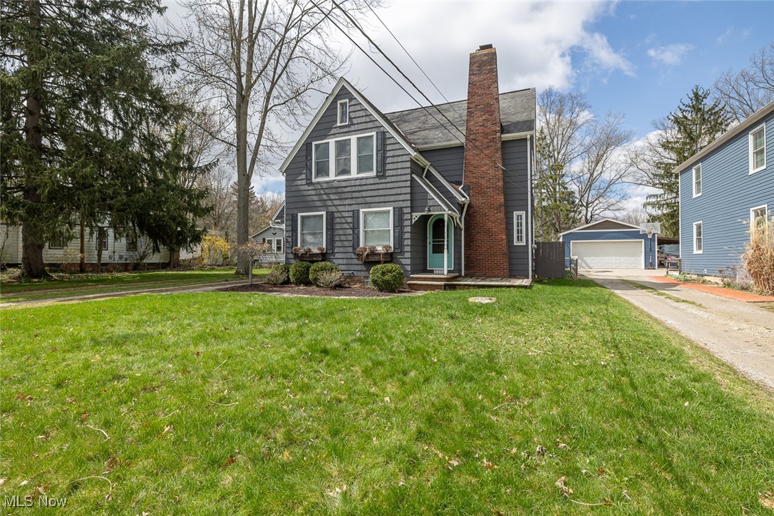 8358 Mapleway Dr, Olmsted Falls, Ohio image 1