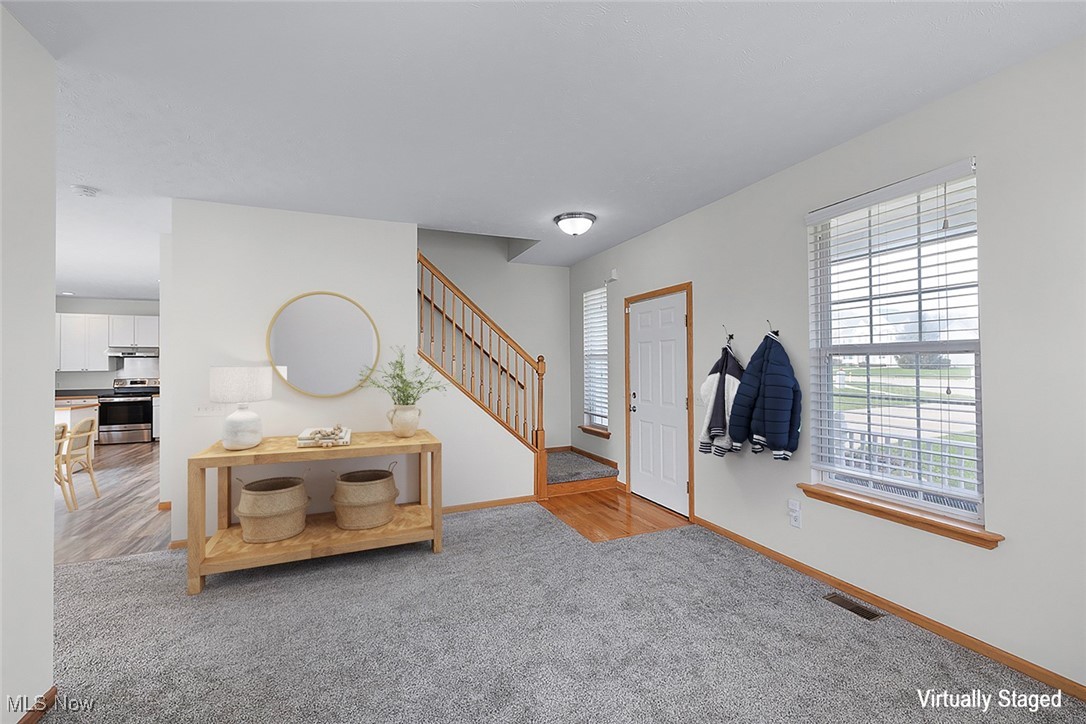 5695 Emerald Lakes Drive, Medina, Ohio image 2