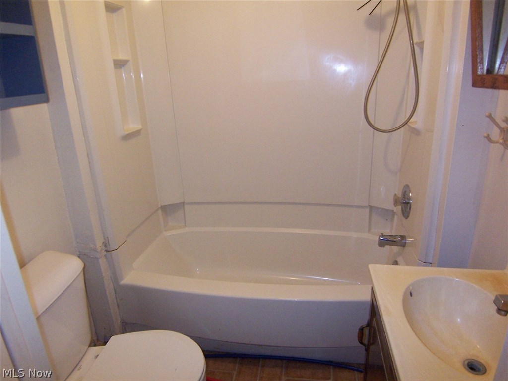 Andrews Adn - Residential