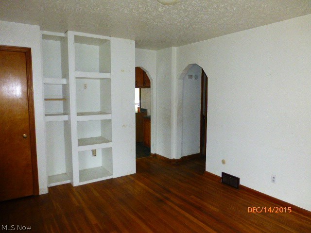 Cook Lucy - Residential