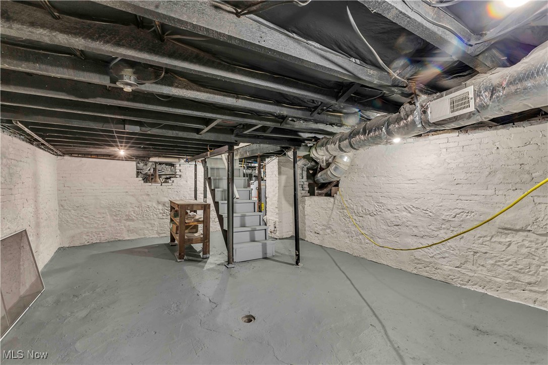 432 W Friendship Street, Medina, Ohio image 32