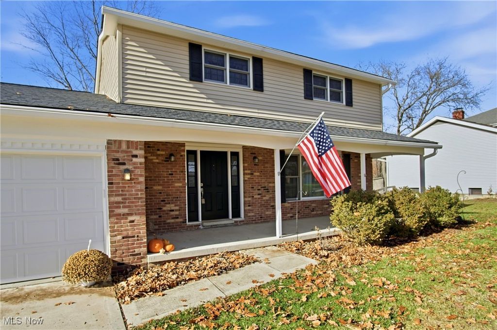 Photo of 283 Apache Circle, Westerville, OH 43081 (MLS # 5174401)