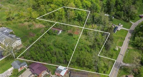 Tiny photo for 305 County House Lane, Marietta, OH 45750 (MLS # 5210689)